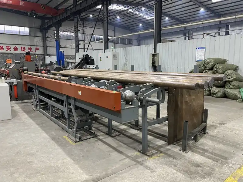 Skin peeling machine Skin peeling machine